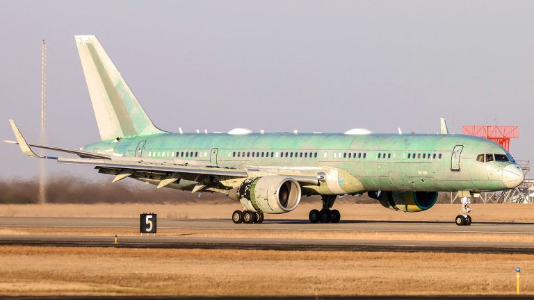 C-32 in Greenville without its paint.