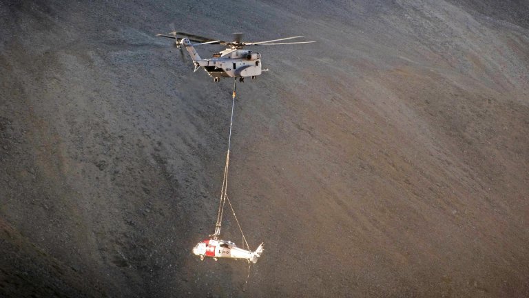 Marines’ CH-53K King Stallion Lifts Stricken MH-60 Seahawk In Its First Real-World Mission